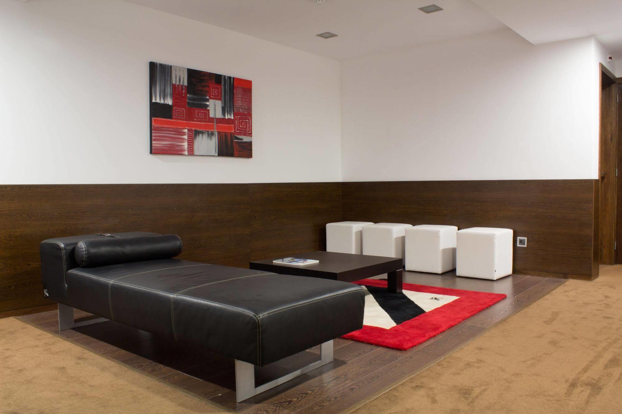 Hotel Portas De Santa Rita Ермесинде Екстериор снимка